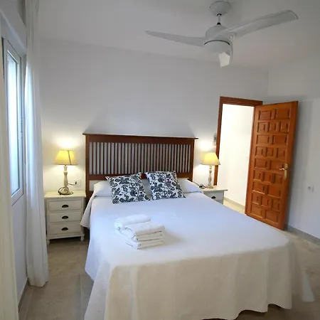 Country house Casas Isabel