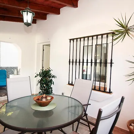 Country house Casas Isabel