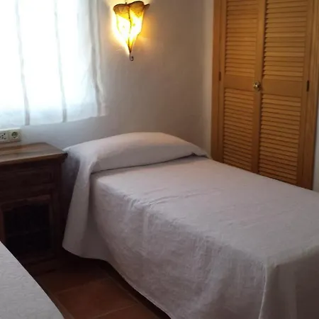 Casas Isabel * Zahora